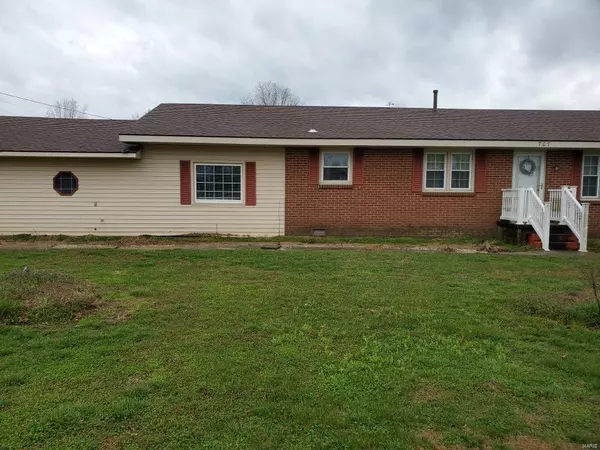 Bertrand, MO 63823,707 E Cedar ST