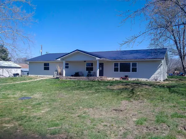 1151 Highway Y, Bland, MO 65014