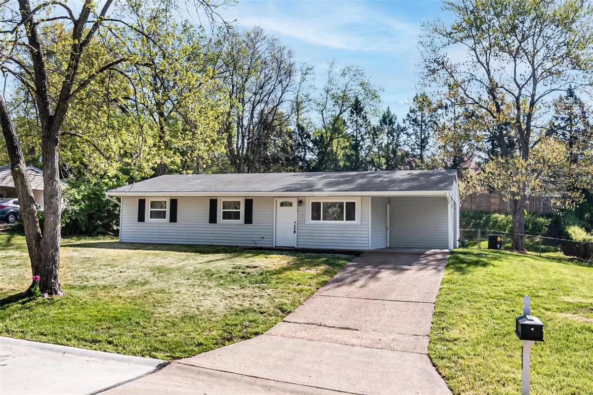 Manchester, MO 63011,324 Spring Meadows DR