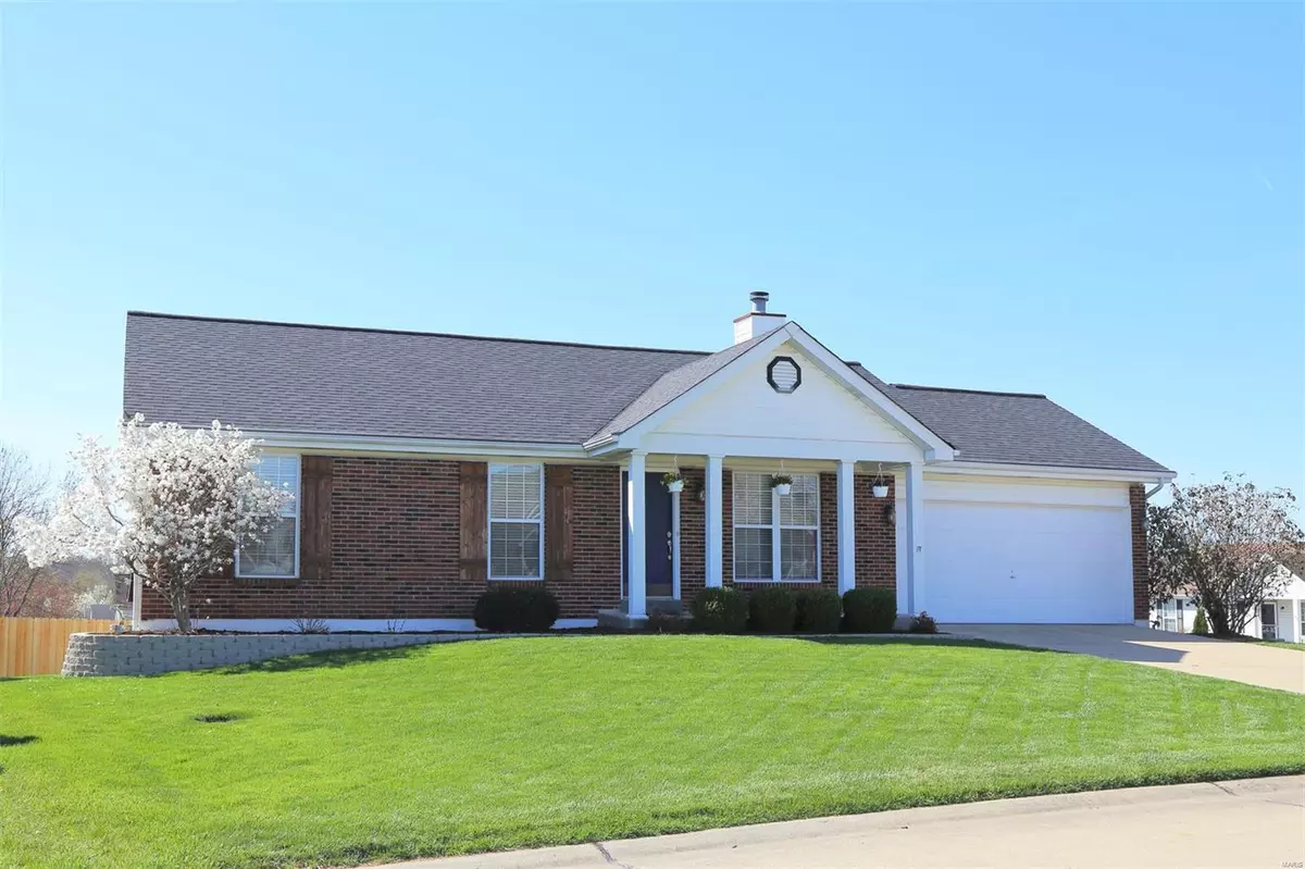 St Peters, MO 63376,206 Forest Path DR