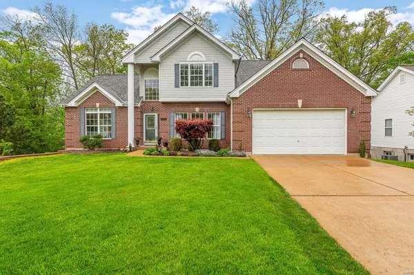 Fenton, MO 63026,1225 Equestrian WAY