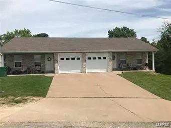 1537 Koch LN, De Soto, MO 63020