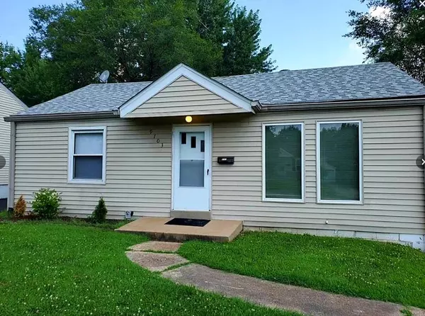 9703 Echo, St Louis, MO 63114