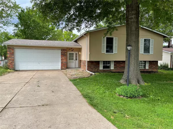 28 Deborah, St Peters, MO 63376