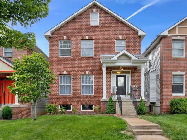 5795 Mcpherson AVE, St Louis, MO 63112