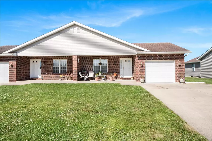 207 Mueller, Waterloo, IL 62298