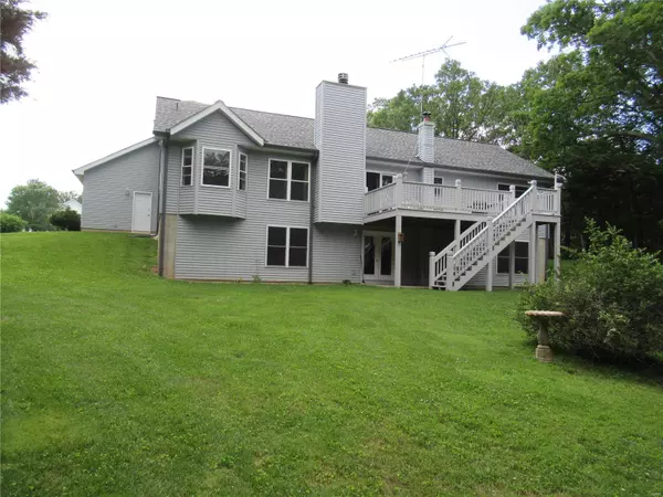 Sullivan, MO 63080,565 Cedar LN