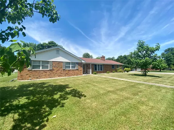 101 Sharon Dr., Montgomery City, MO 63361