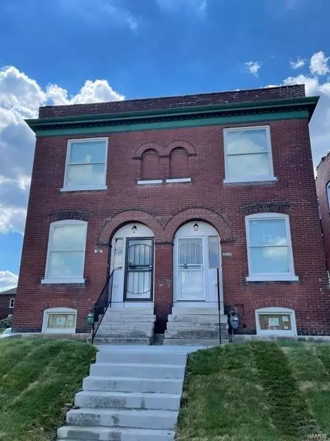 3857 Virginia AVE, St Louis, MO 63118