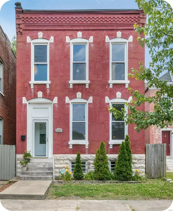 2227 Jules, St Louis, MO 63104