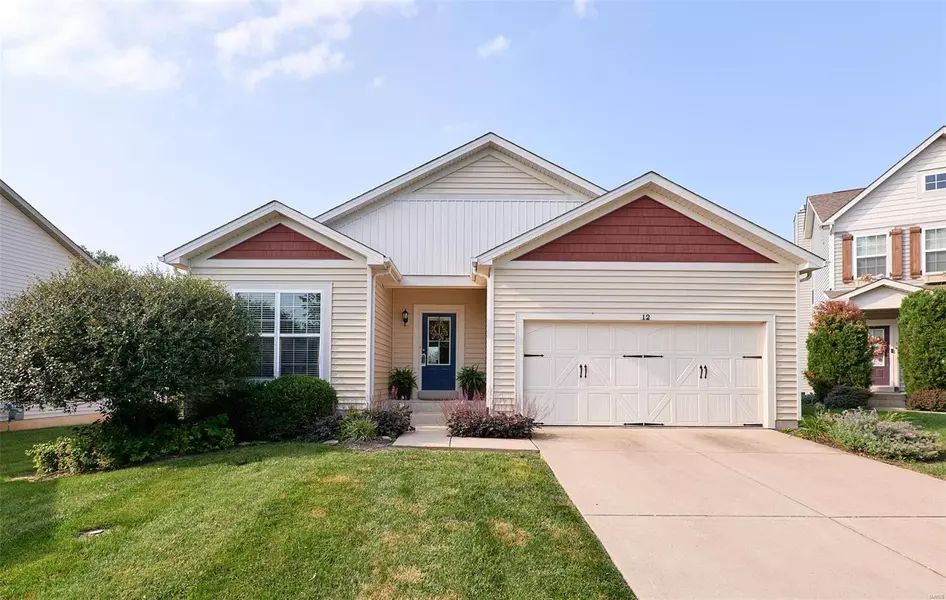 12 Country Trail Ct, Lake St Louis, MO 63367