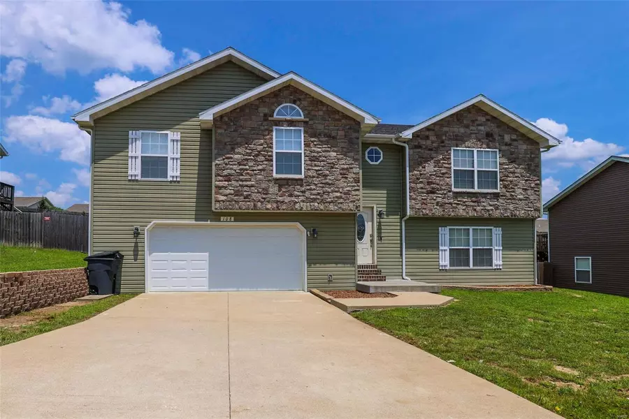 108 Mary Catherine ST, Waynesville, MO 65583