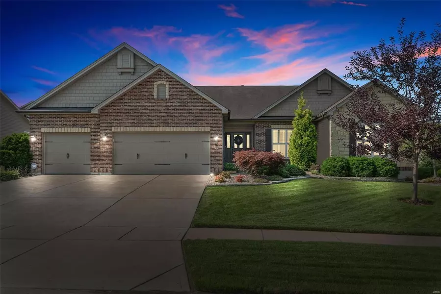 16 Milton Brennan Manor DR, Wentzville, MO 63385