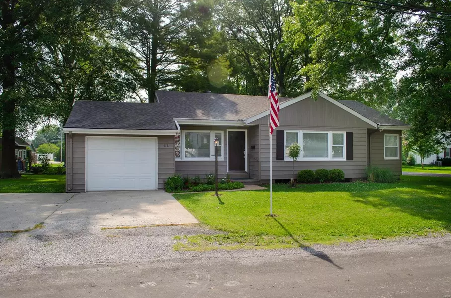 516 S Lafayette, Millstadt, IL 62260