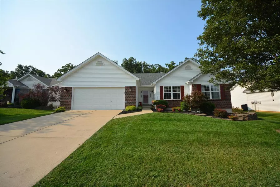 229 Highland Meadows DR, Wentzville, MO 63385