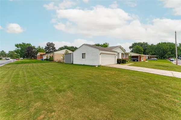 St Charles, MO 63301,2228 Golfway DR