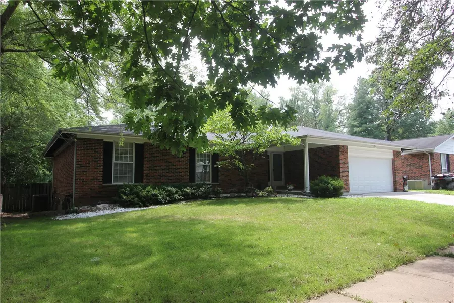 3544 Espace, Florissant, MO 63034