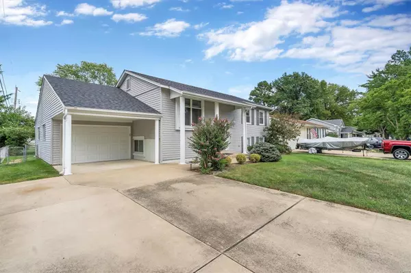 Fenton, MO 63026,373 Dart LN