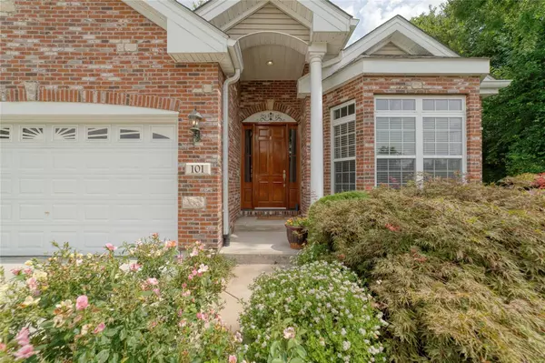 St Charles, MO 63303,101 Woodland Place CT