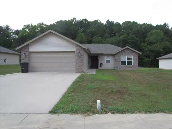 126 Valley WAY, St Robert, MO 65584