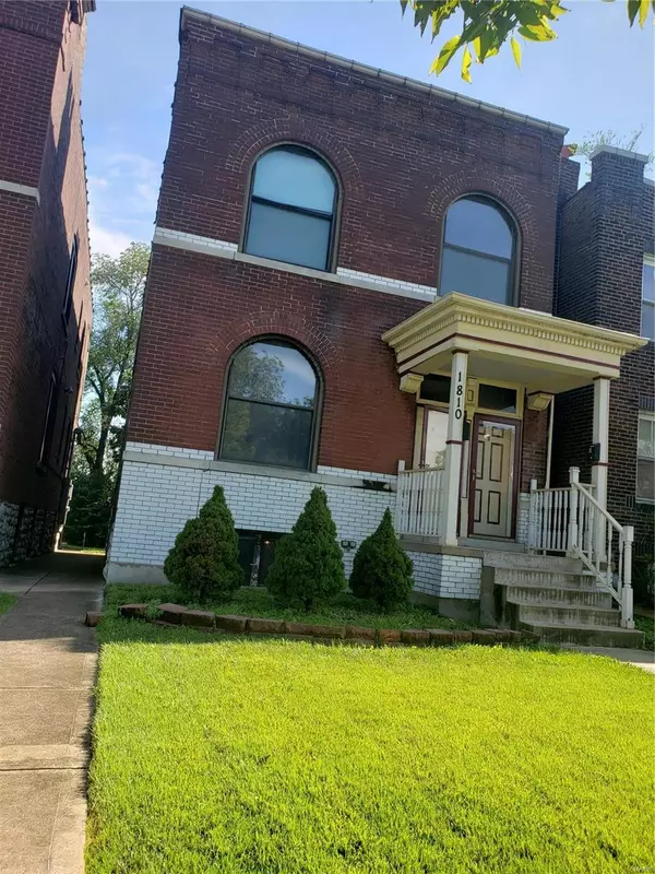 1810 Allen AVE, St Louis, MO 63104