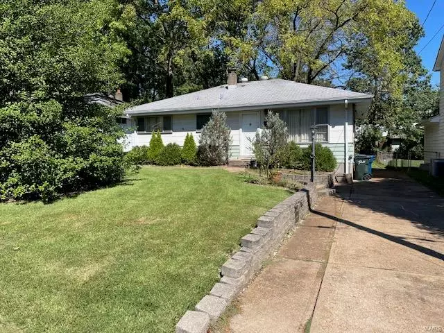 715 Fuhrmann Terr, Glendale, MO 63122