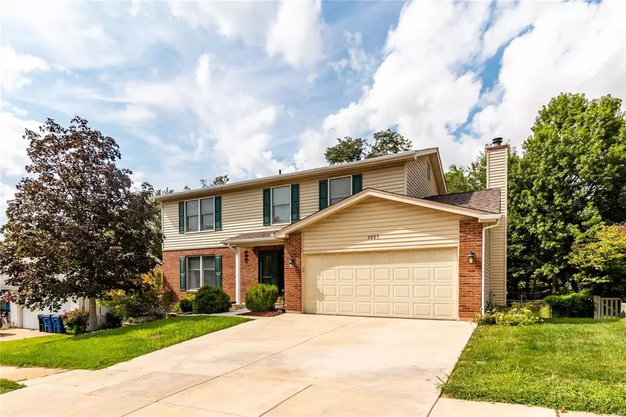 3021 Silver Bow CT, Oakville, MO 63129