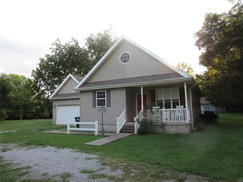 303 Woodlawn Dr., Campbell, MO 63933