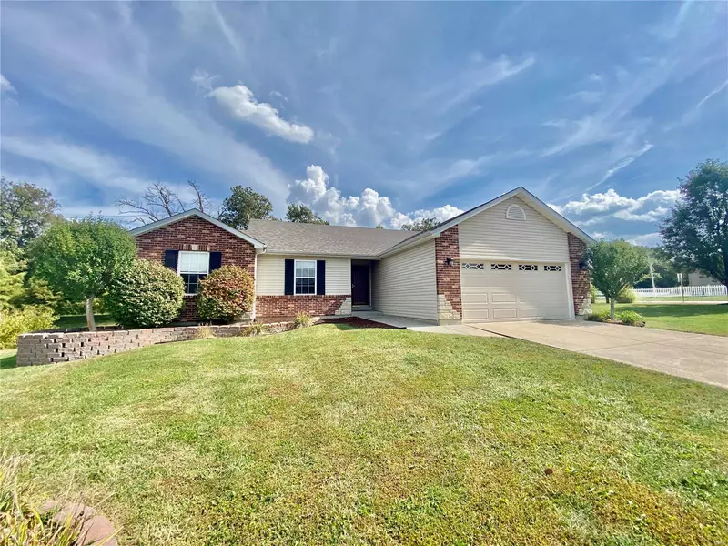 812 Warrior Ridge CT, Warrenton, MO 63383