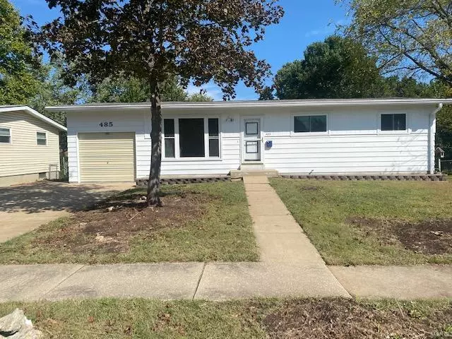 485 Bardot, Florissant, MO 63031