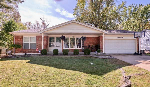 6258 Silver Fox DR, Florissant, MO 63034