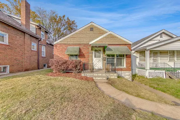 6291 Odell, St Louis, MO 63139