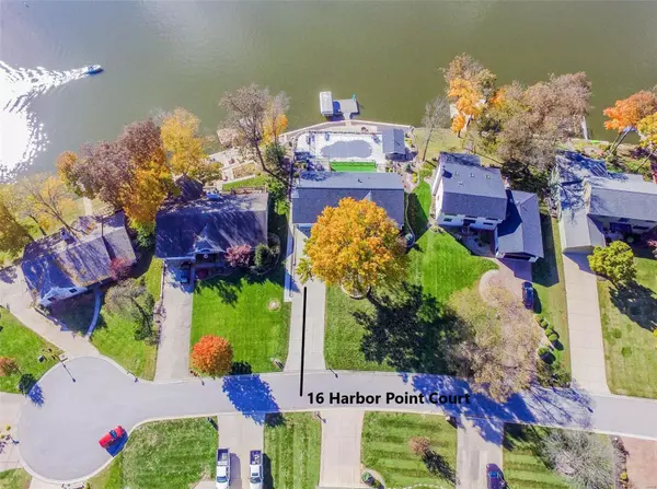 16 Harbor Point CT, Lake St Louis, MO 63367