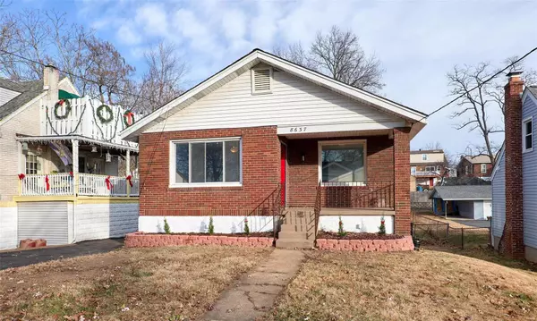 8637 Olden AVE, St Louis, MO 63114