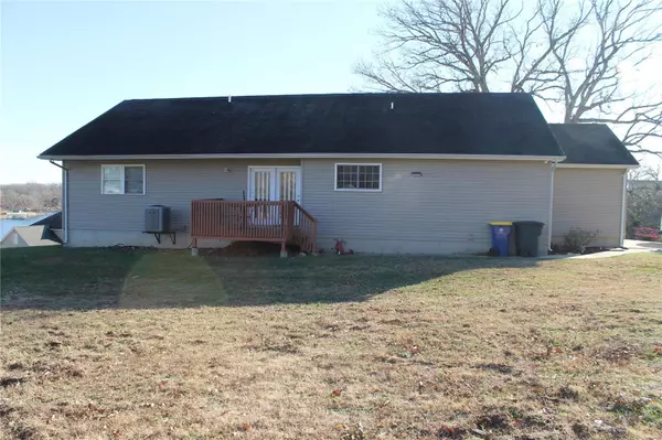 St Clair, MO 63077,401 Lilac