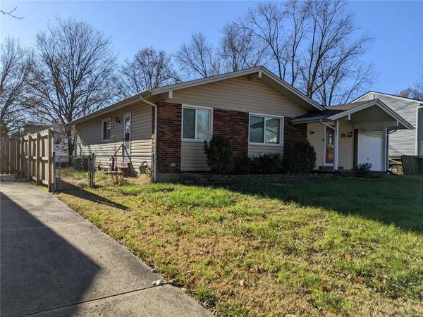 3133 Aberdeen DR, Florissant, MO 63033