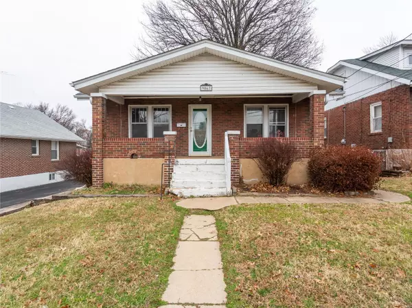 9067 Burton AVE, St Louis, MO 63114