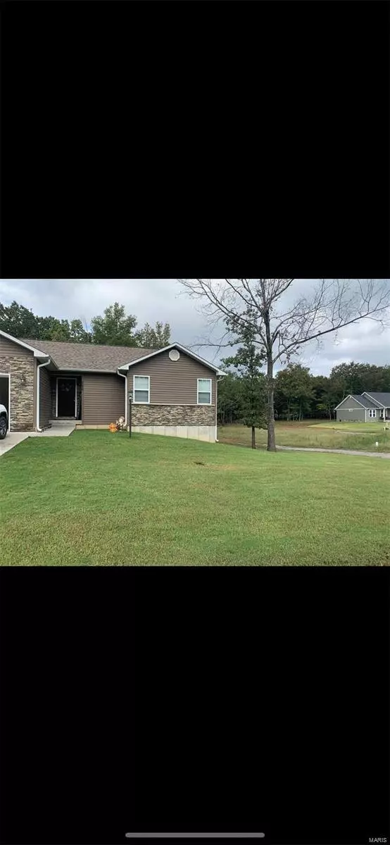 295 Ruth Harris LN, Poplar Bluff, MO 63901