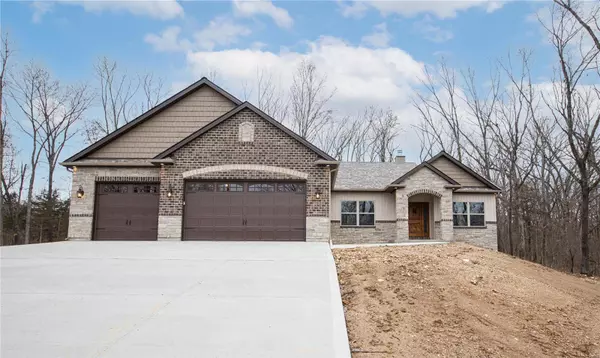 7 Deer Valley CT, Troy, MO 63379