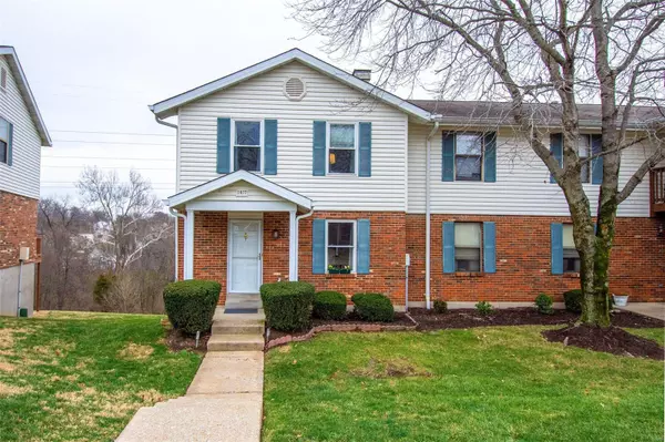 1077 Hidden Ridge TRL, Valley Park, MO 63088