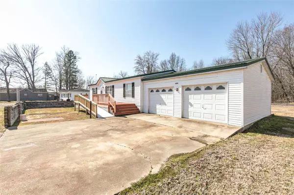 1553 Highway AA, Poplar Bluff, MO 63901