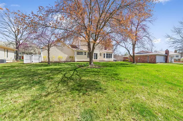 Ellisville, MO 63011,317 Clayton Trails DR