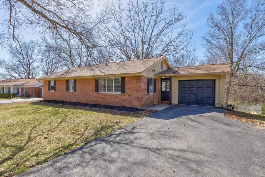 48 Fairview, Hillsboro, MO 63050