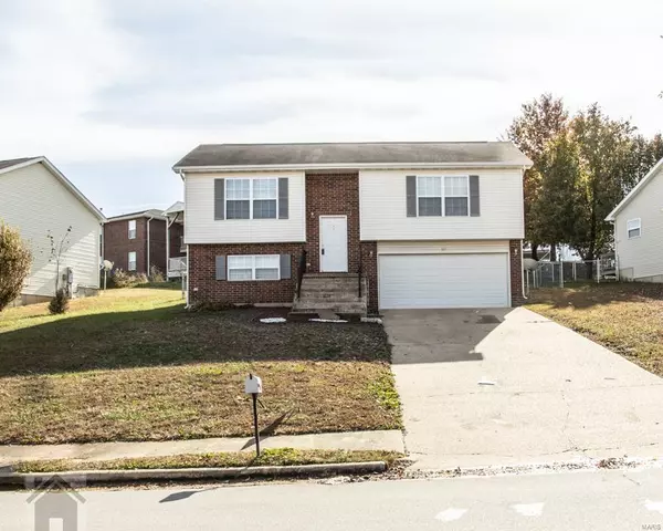 St Robert, MO 65584,105 Hickory Valley