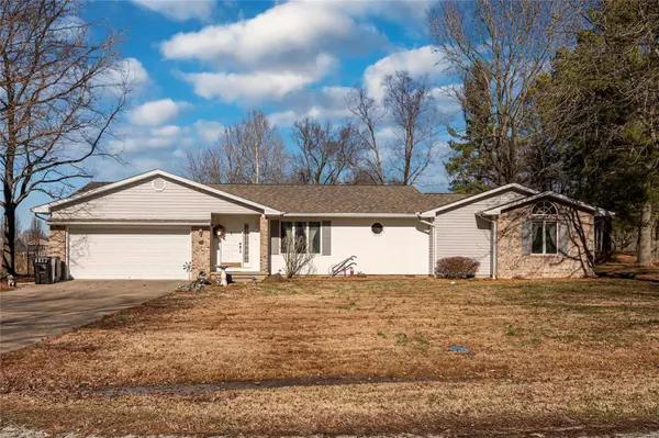 Marion, IL 62959,12608 Whispering Pines