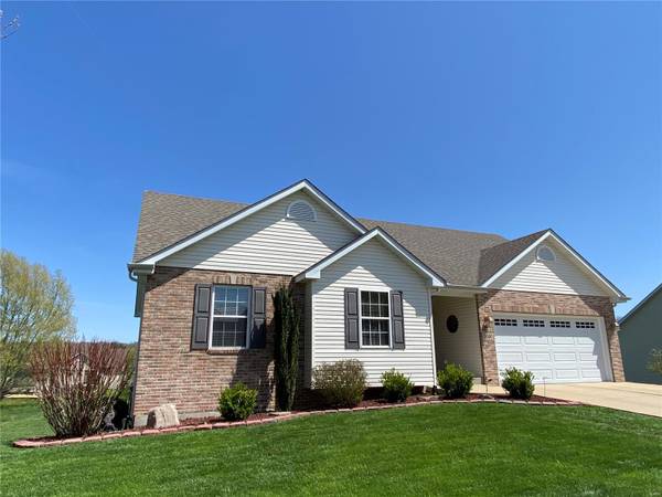 1036 Arrowhead, Union, MO 63084