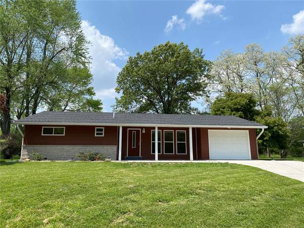 323 Pleasant Ridge,  Fairview Heights,  IL 62208