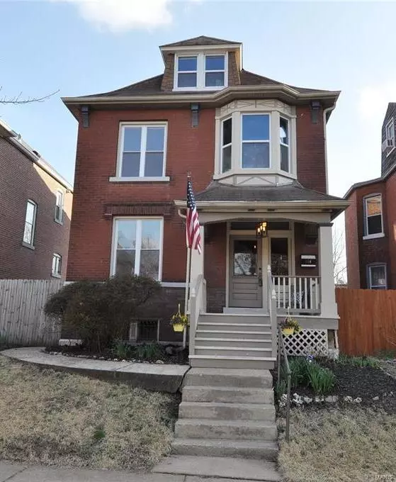 3814 Connecticut, St Louis, MO 63116