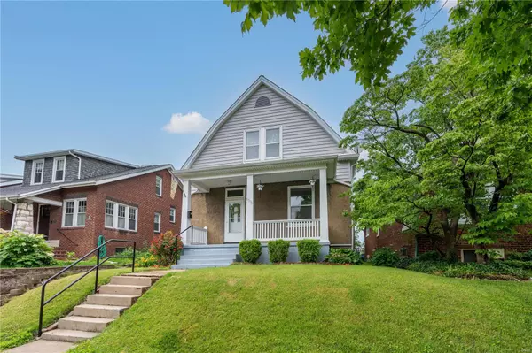 6575 Scanlan AVE, St Louis, MO 63139