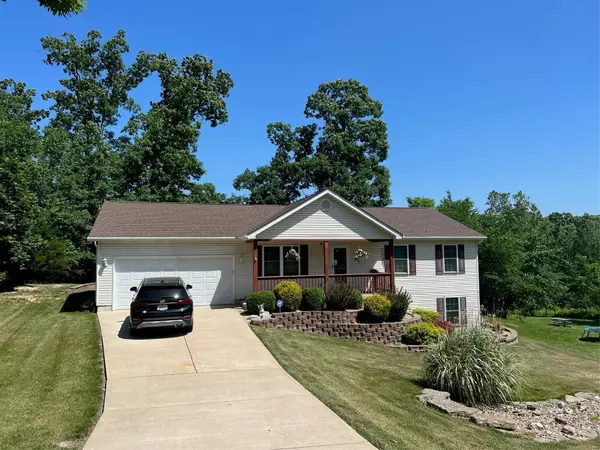 37 Dogwood DR, Warrenton, MO 63383